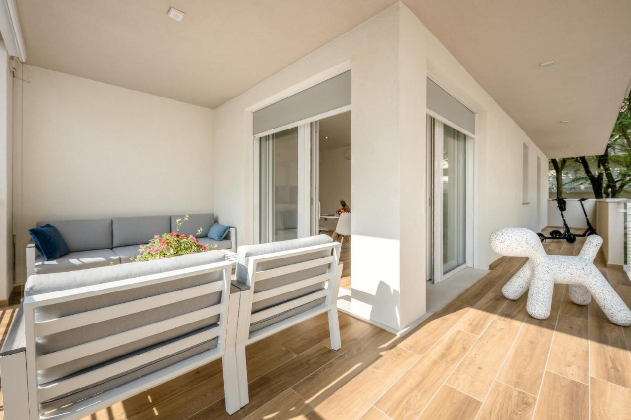 Ferrari Apartments Ponente Caorle Eksteriør billede