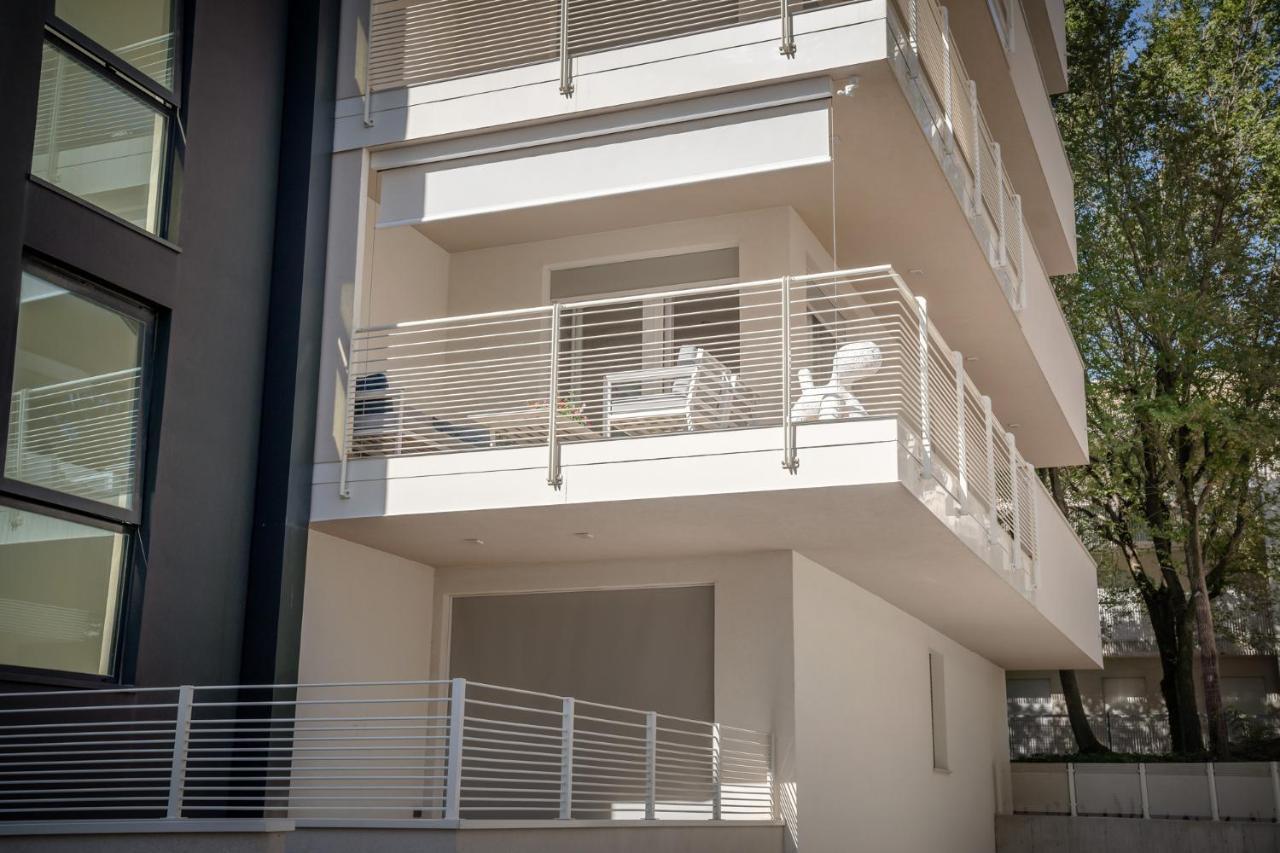 Ferrari Apartments Ponente Caorle Eksteriør billede